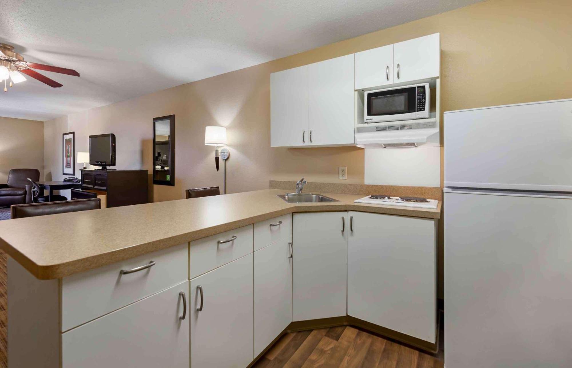 Extended Stay America Suites - Madison - Junction Court Міддлтон Екстер'єр фото