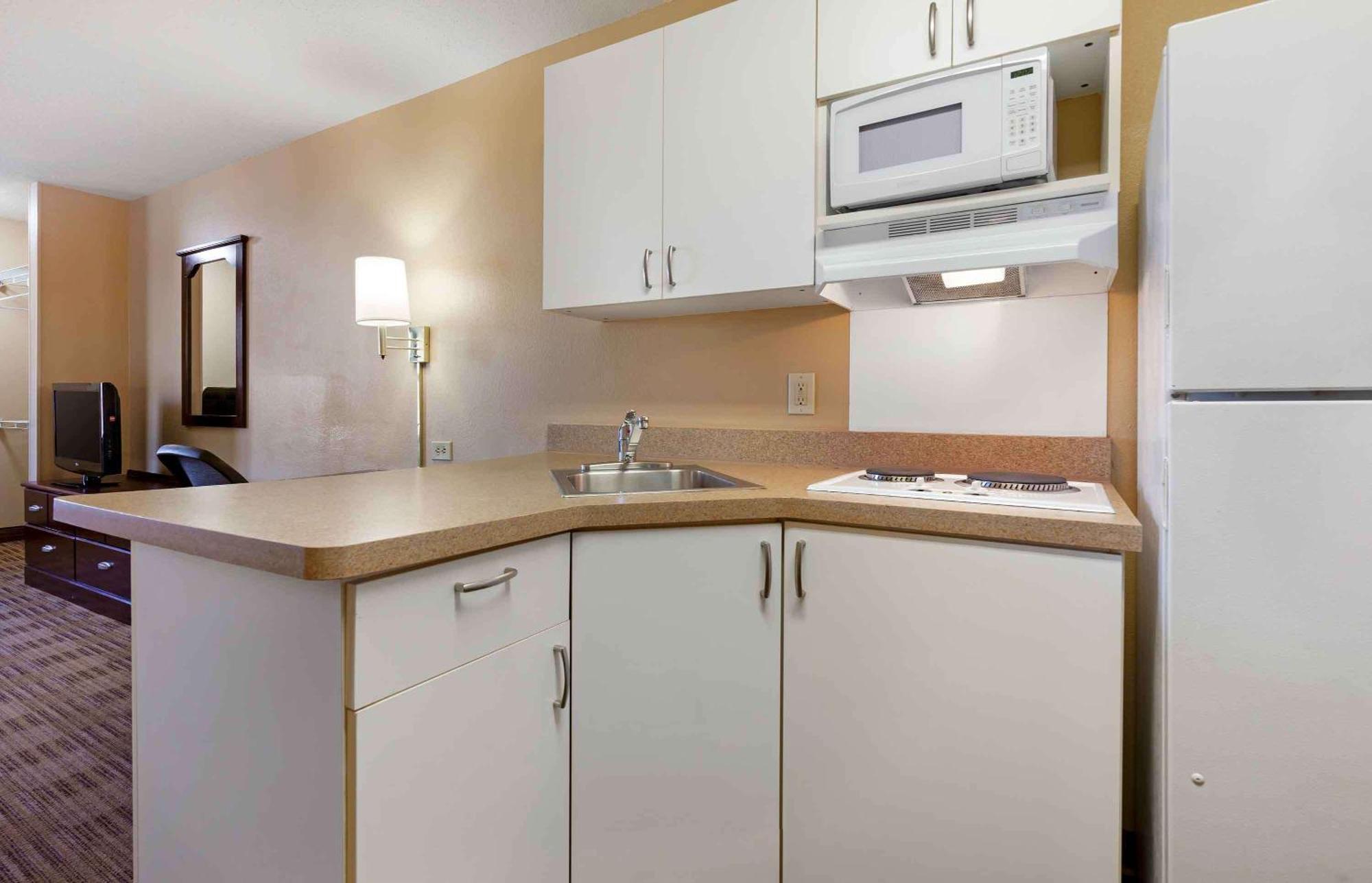Extended Stay America Suites - Madison - Junction Court Міддлтон Екстер'єр фото