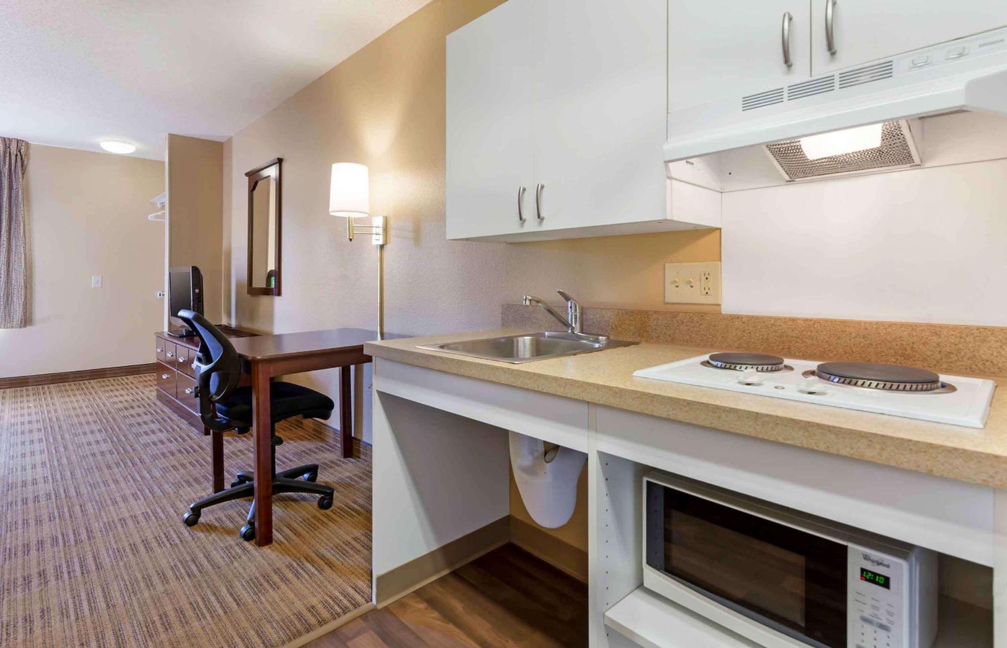 Extended Stay America Suites - Madison - Junction Court Міддлтон Екстер'єр фото