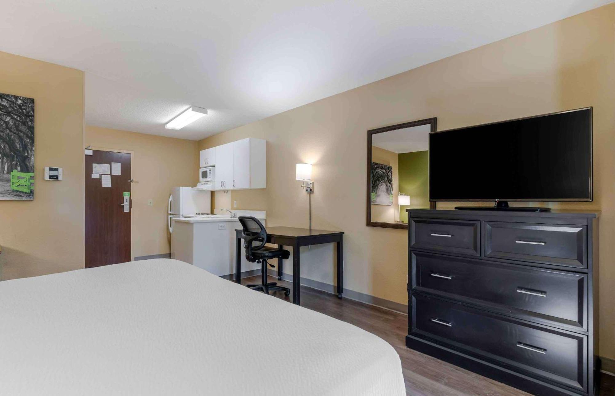Extended Stay America Suites - Madison - Junction Court Міддлтон Екстер'єр фото